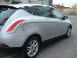 Lancia Delta 1.6 MJT ORO 120 CV NAVI AUTOMATICA! pieno