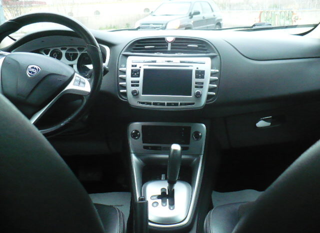 Lancia Delta 1.6 MJT ORO 120 CV NAVI AUTOMATICA! pieno
